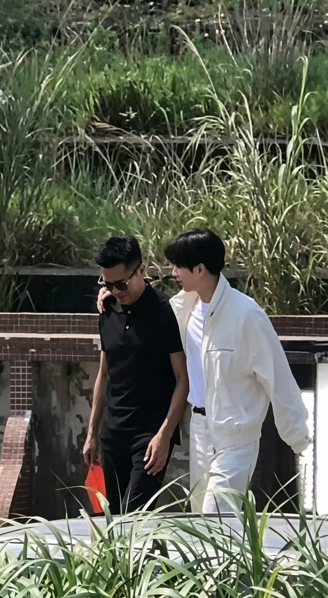 古天乐和窝萌弗兰小龙女一见如故吧[偷乐] ​​​
