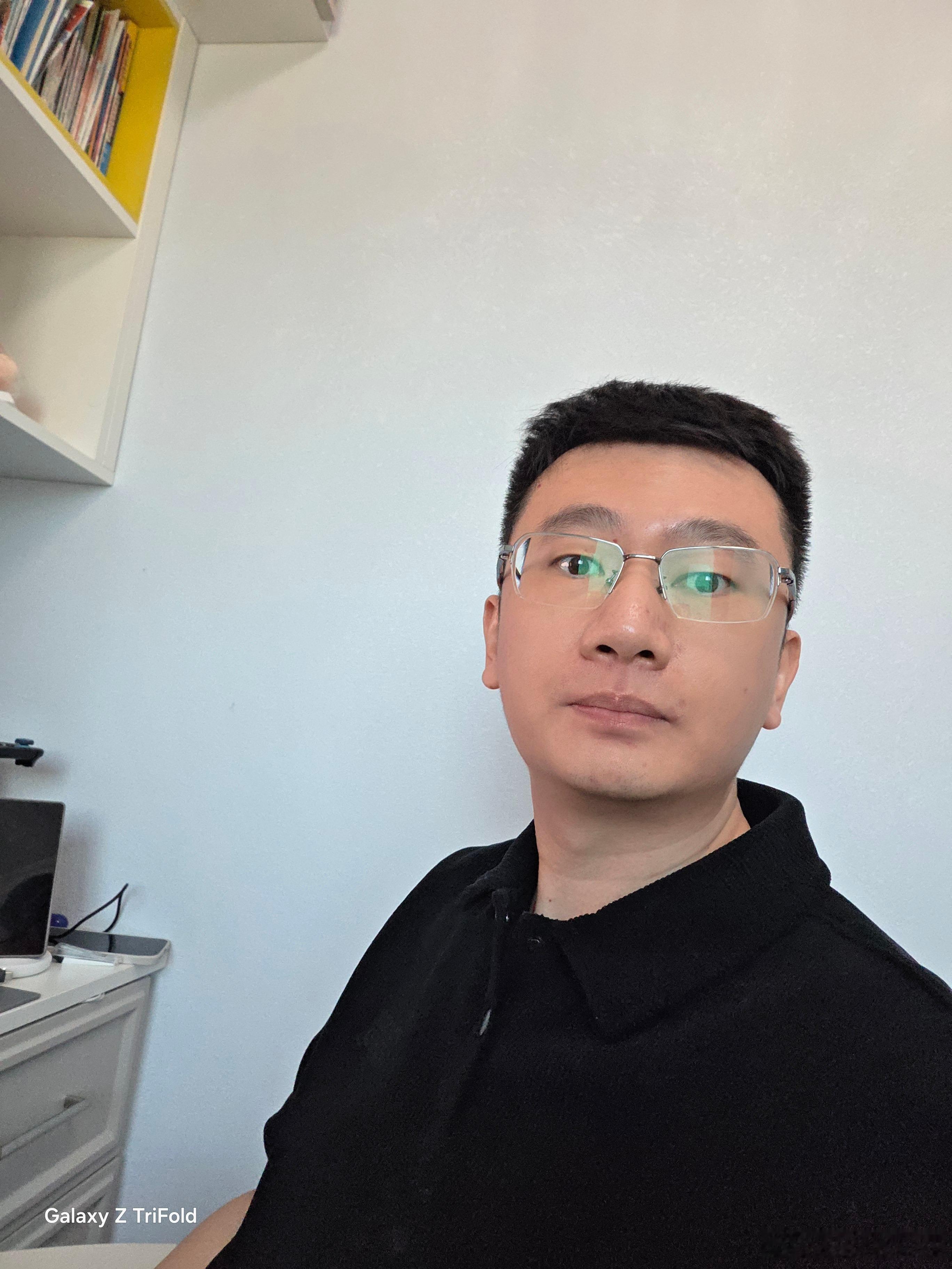 试试新手机的自拍 