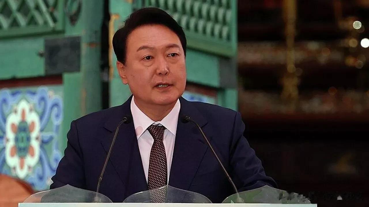 尹锡悦之所以那么喜欢谈自由，可能是理解错了自由的含义。
这两天，尹锡悦访美，在美