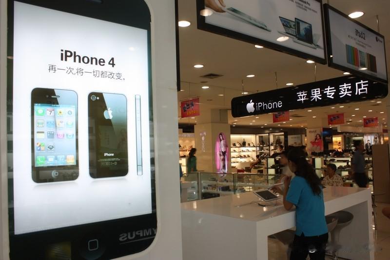 iPhone 4S在拼多多卖爆 2026年数码圈新鲜事，发布15年的iPhone