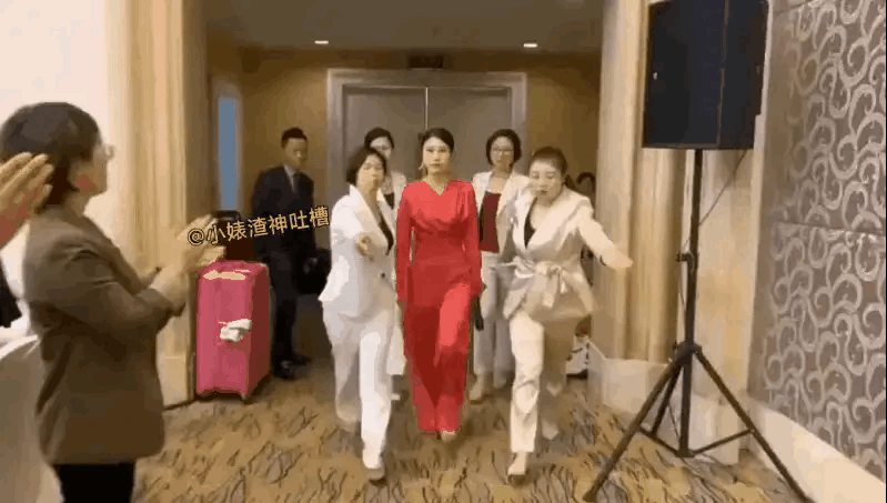 这逼格装得，让我无言以对…