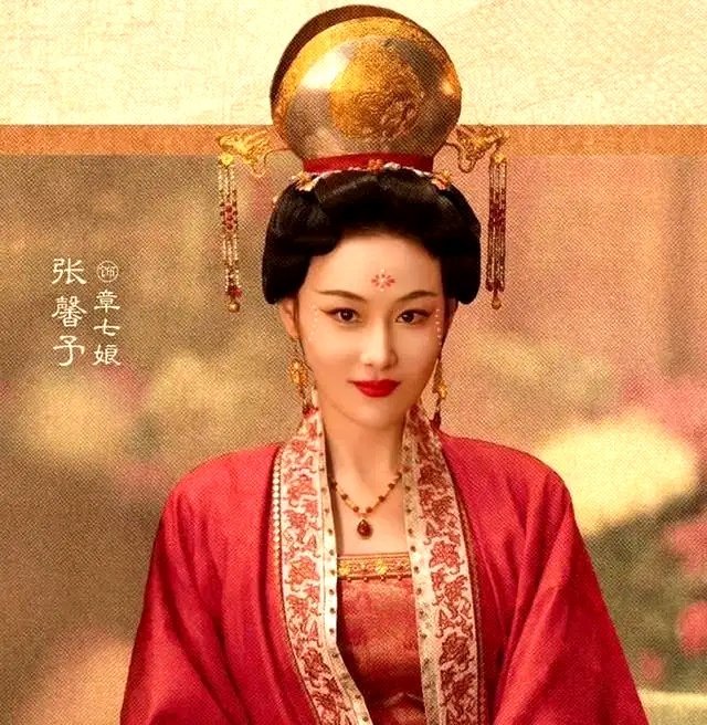 张颂文回应新剧演技争议  最近我在追《清明上河图密码》，觉得张老师的演技很棒呀[