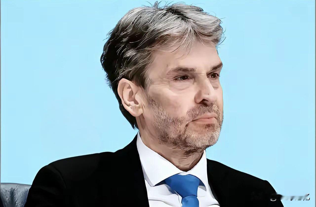 荷兰强盗本性从未改变！

近日安世中国声明：荷兰方面不仅未交还安世半导体的合法控