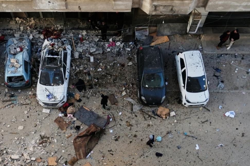 新闻快讯——以色列空袭致23名巴勒斯坦人死亡 停火协议进程受阻！
当地时间202