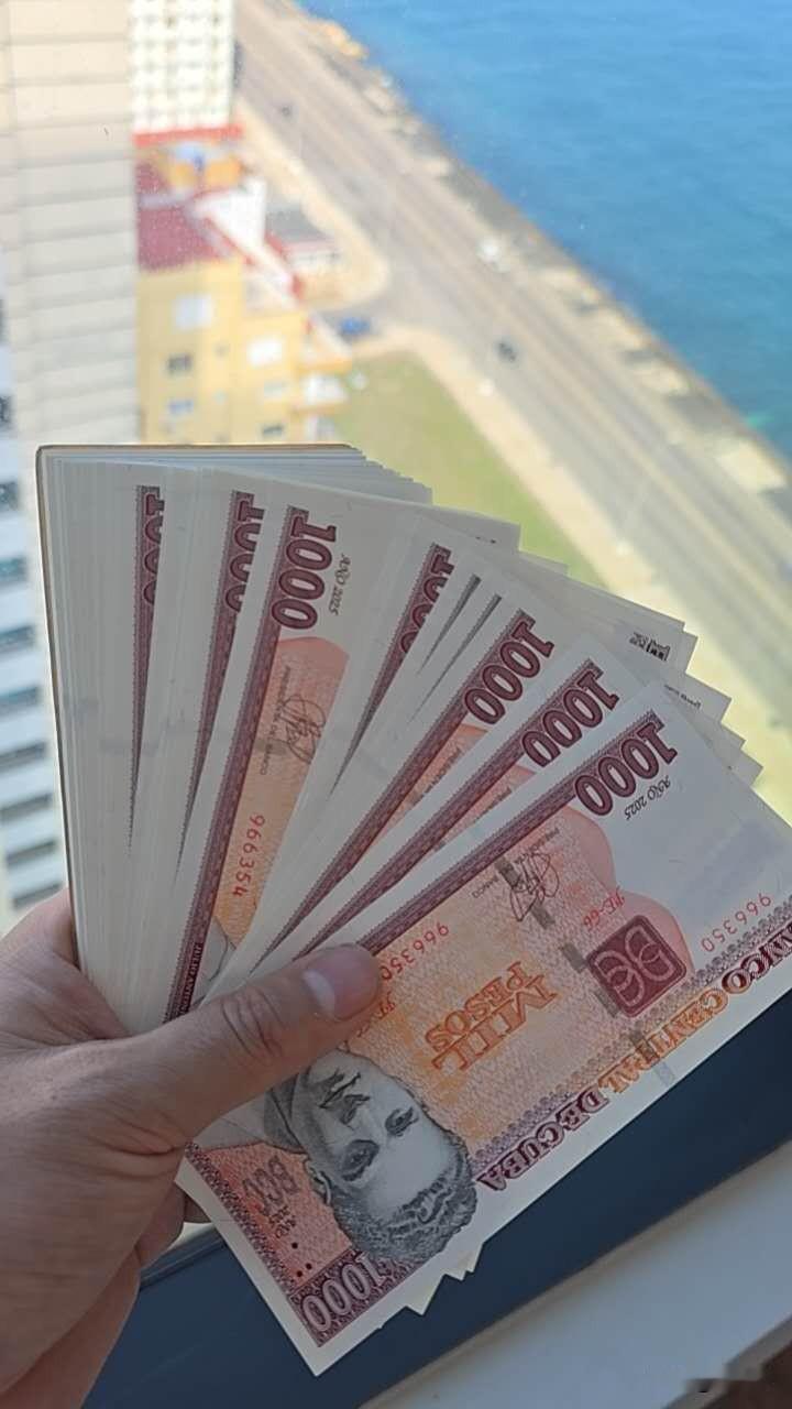 感受下古巴🇨🇺的生活水平
前方发来消息
古巴一个数学老师，月工资5000古巴