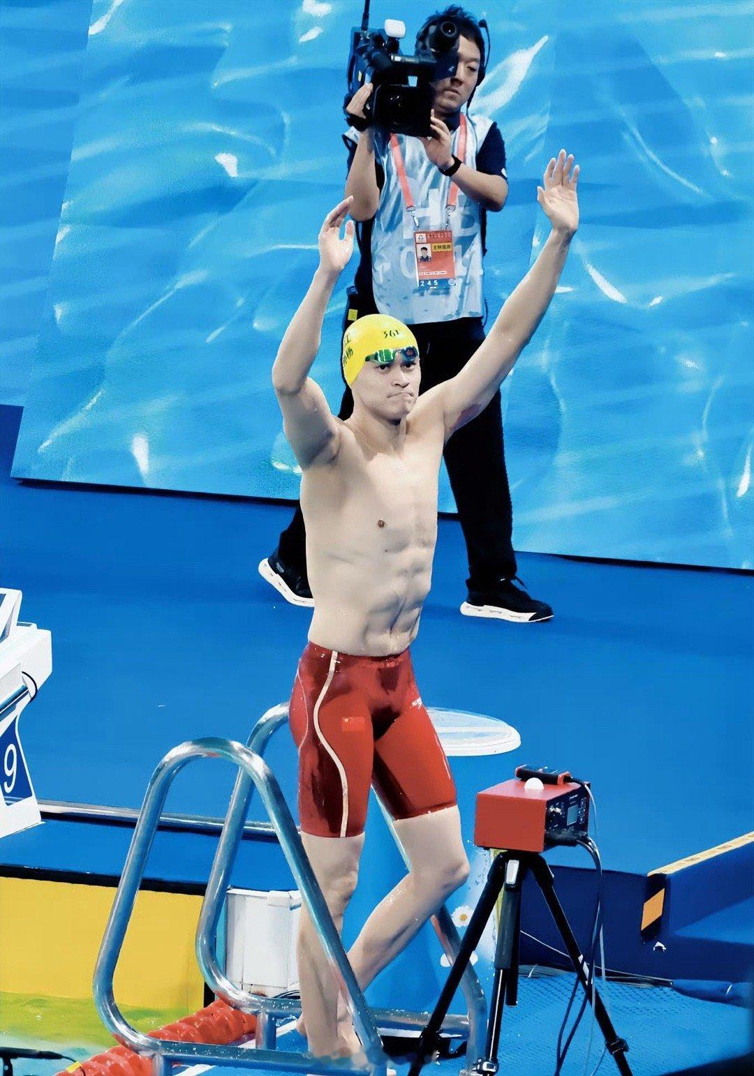 压力太大了，毕竟年龄在这里，精神高度紧张导致抢跳！ 