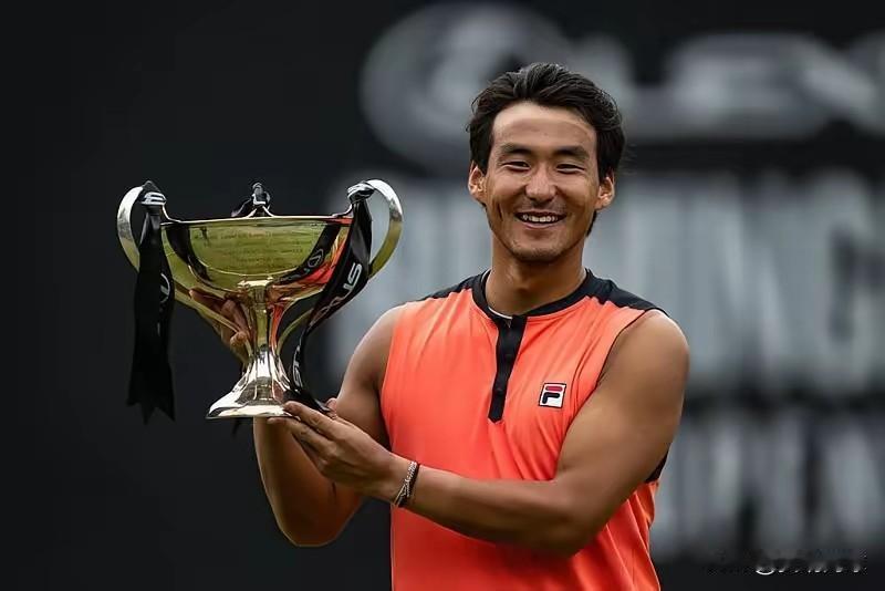ATP CH125🇬🇧伊尔克利 男单决赛
🇨🇳A布云朝克特131以6-3