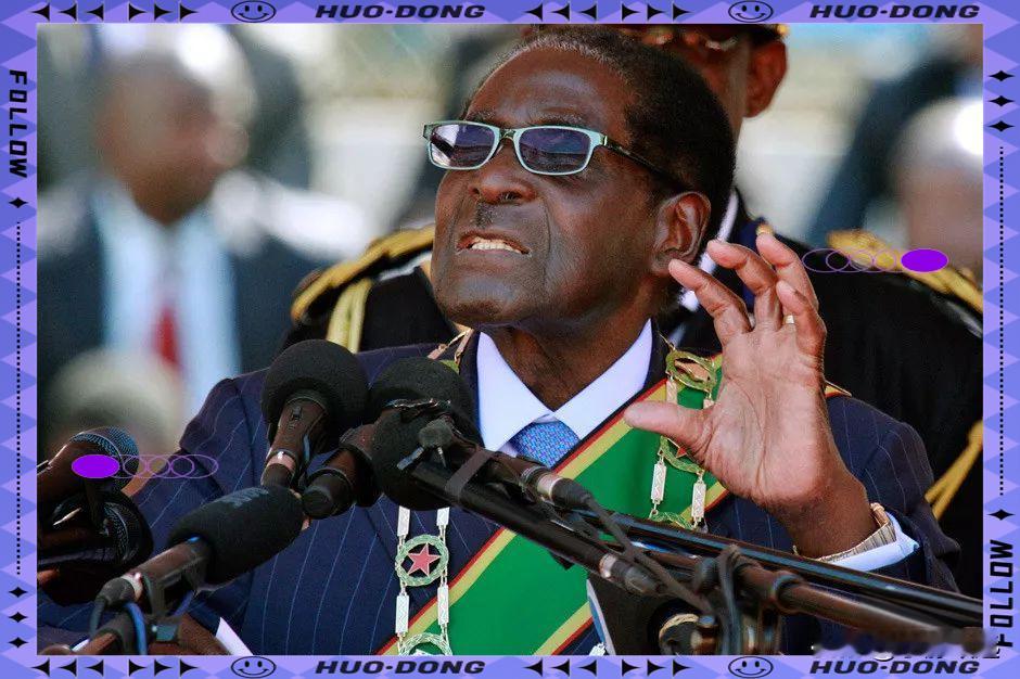 这哪是巧合，分明就是连环套！

巴拿马强行收回李嘉诚经营的港口，津巴布韦暂停对东