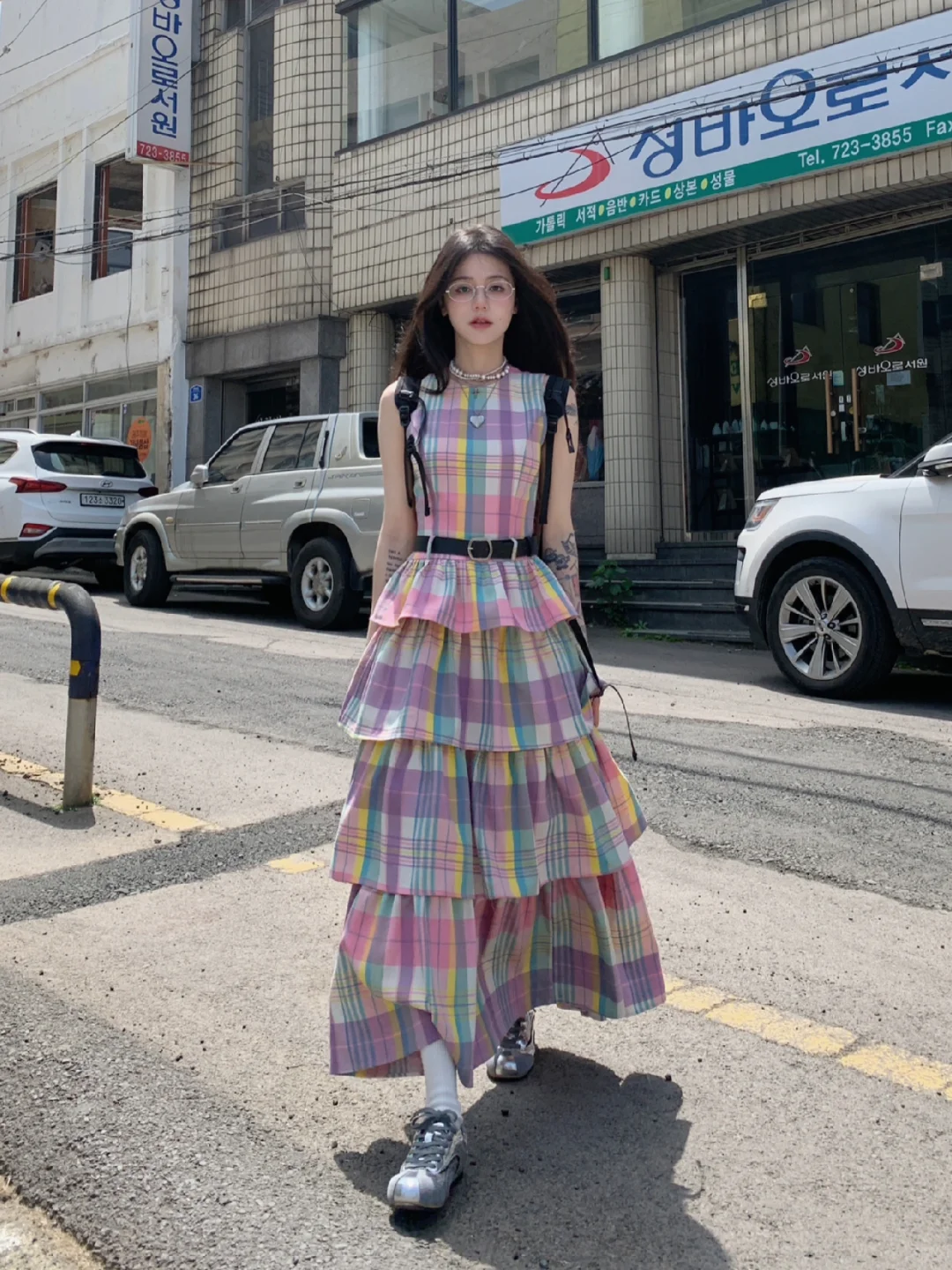 穿了衣柜里最美的连衣裙🥺 ♡‧₊˚ ✧˖*°