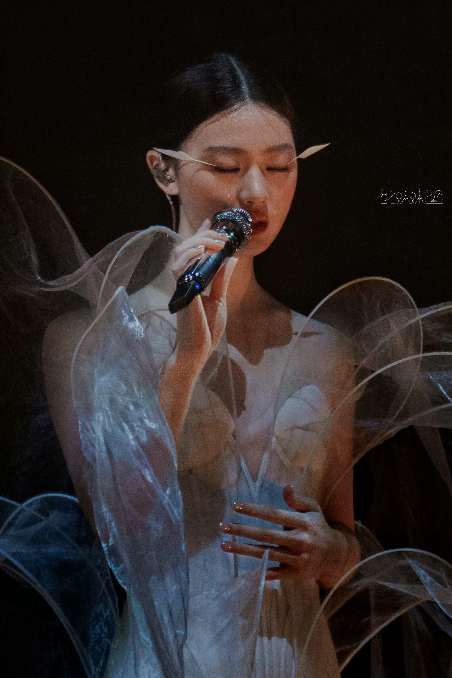 我的娘啊这两行泪太杏干了…… 