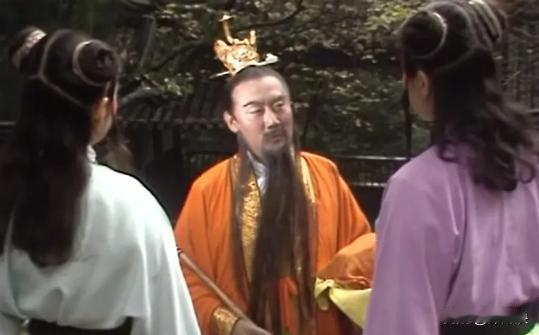 吃了人参果同样可以长生，但为何没有妖怪去吃？
 
这就好比在倚天中，整个武林的人