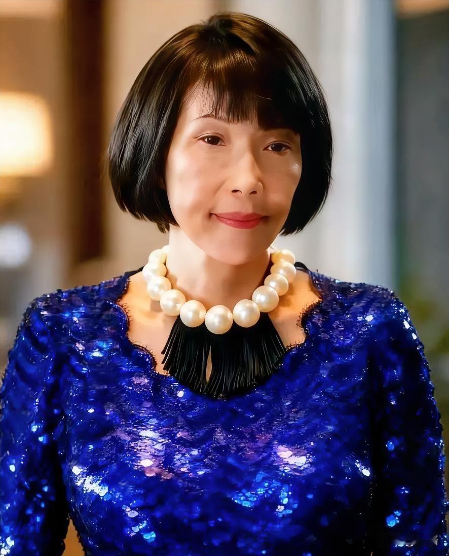 12月2日，根据看看新闻援引消息人士的爆料，日本政商两界有点坐不住了。日本跨党派