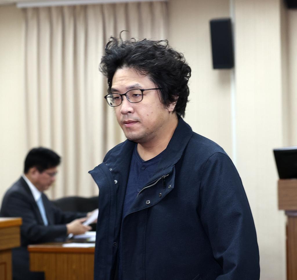 游淑慧见一幕酸：绿北市小鸡广告牌合体“南部女神”不找沈伯洋
民进党台北市长人选虽