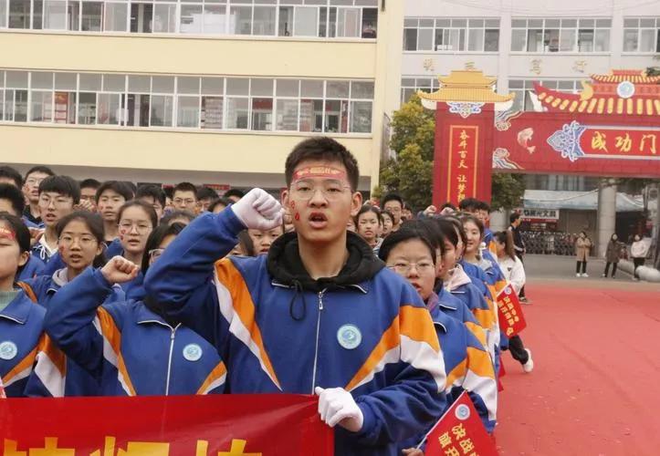 南阳中考：学子们，准备好了吗？

六月，骄阳似火，南阳的中考季如约而至。

截至