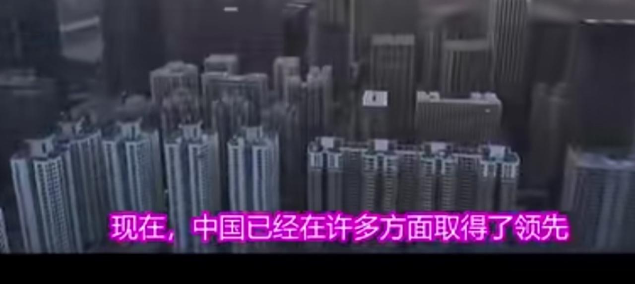 俄罗斯媒体把中国吹上了天，但绝对是发自内心。
尽管许多数字不准，
比如2.2亿个