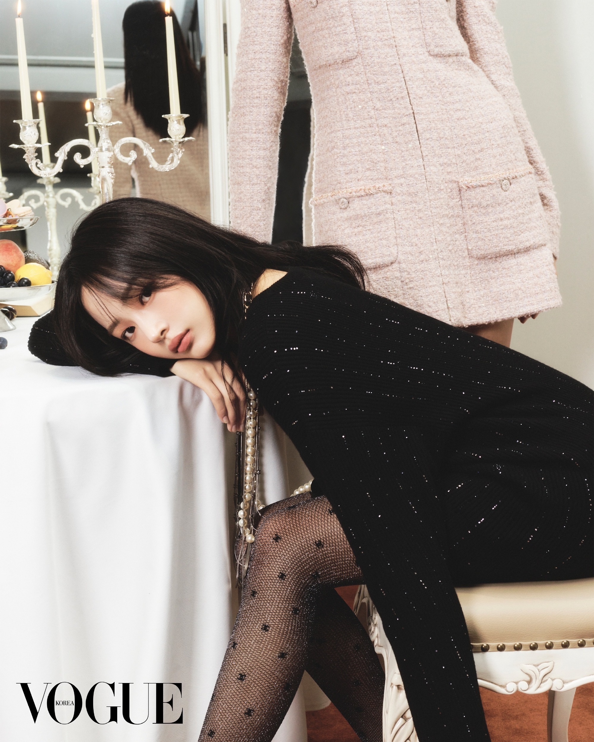 其实minji才是正统妮女 而且都是香奈儿大使 ​​​