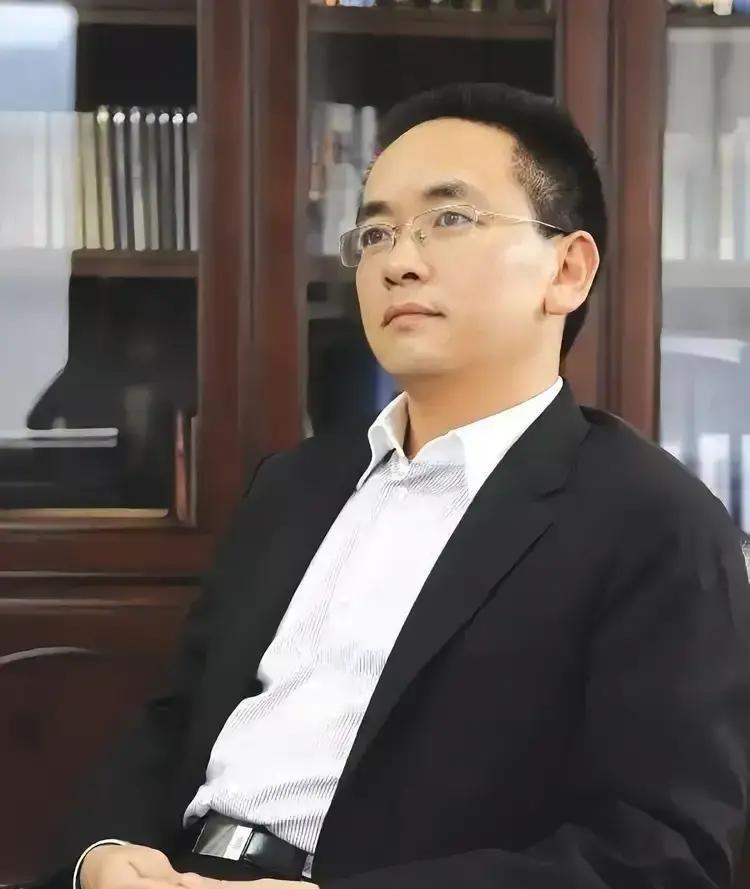 事情是这样的：13日茅台出了一出“乌龙”，一天里市场先传出12月停货、2026年