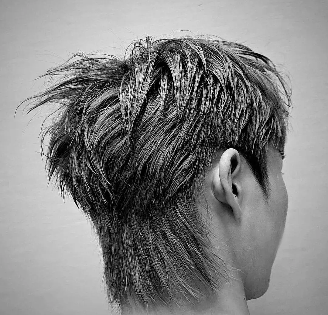 发型对男生的重要性。其实男生帅不帅，起码有一半的因素取决于发型