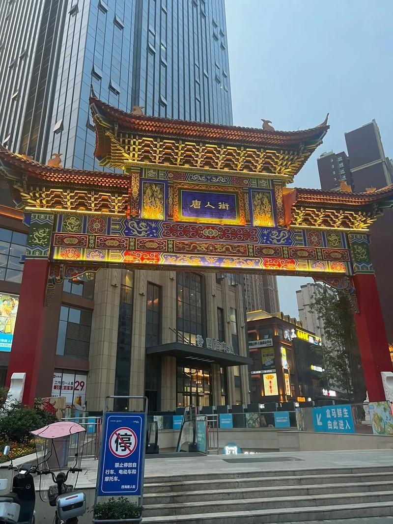 华人在美国撑不过三代是为什么？原因很简单，就是被吃绝户了。有人可能不理解，华人这