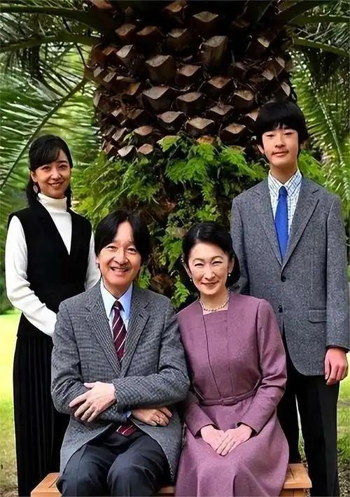 倭王要断子绝孙了，就是字面意思的“断后”。倭王家族生不出来儿子，41年才憋出一个