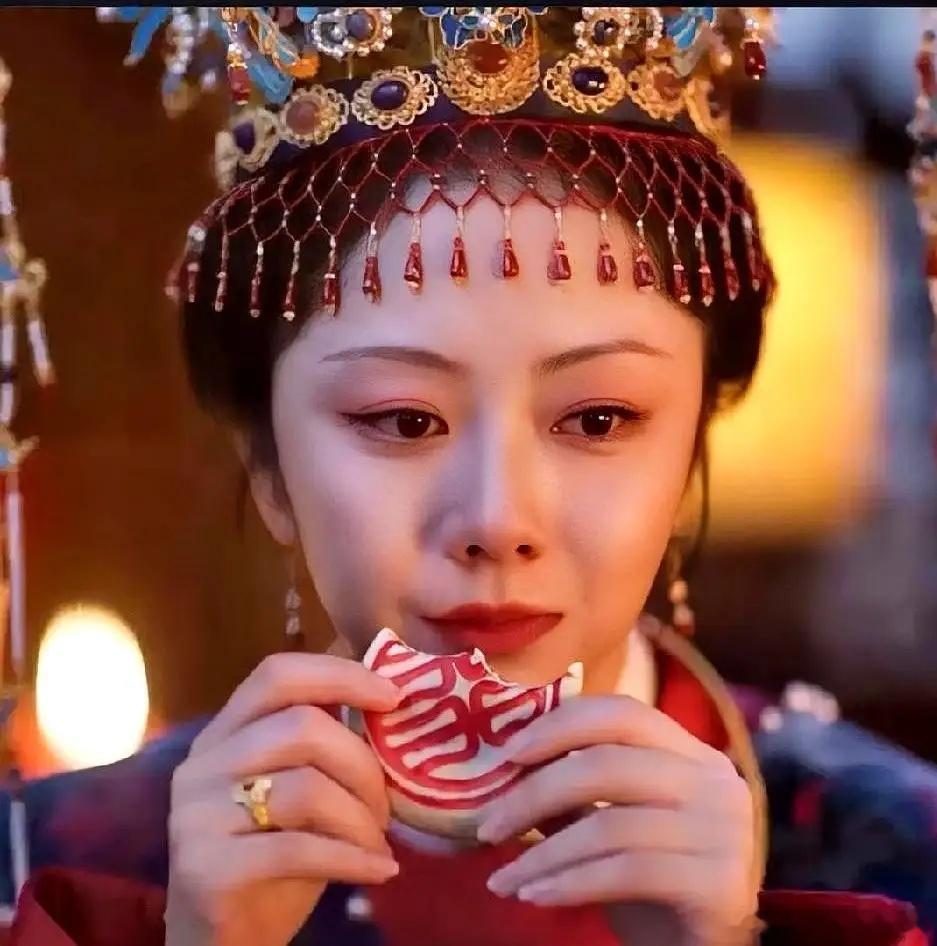 男主结了两次婚，火的居然是他家的喜饼。一部《兰香如故》，让林锦岐大婚的那个饼子，