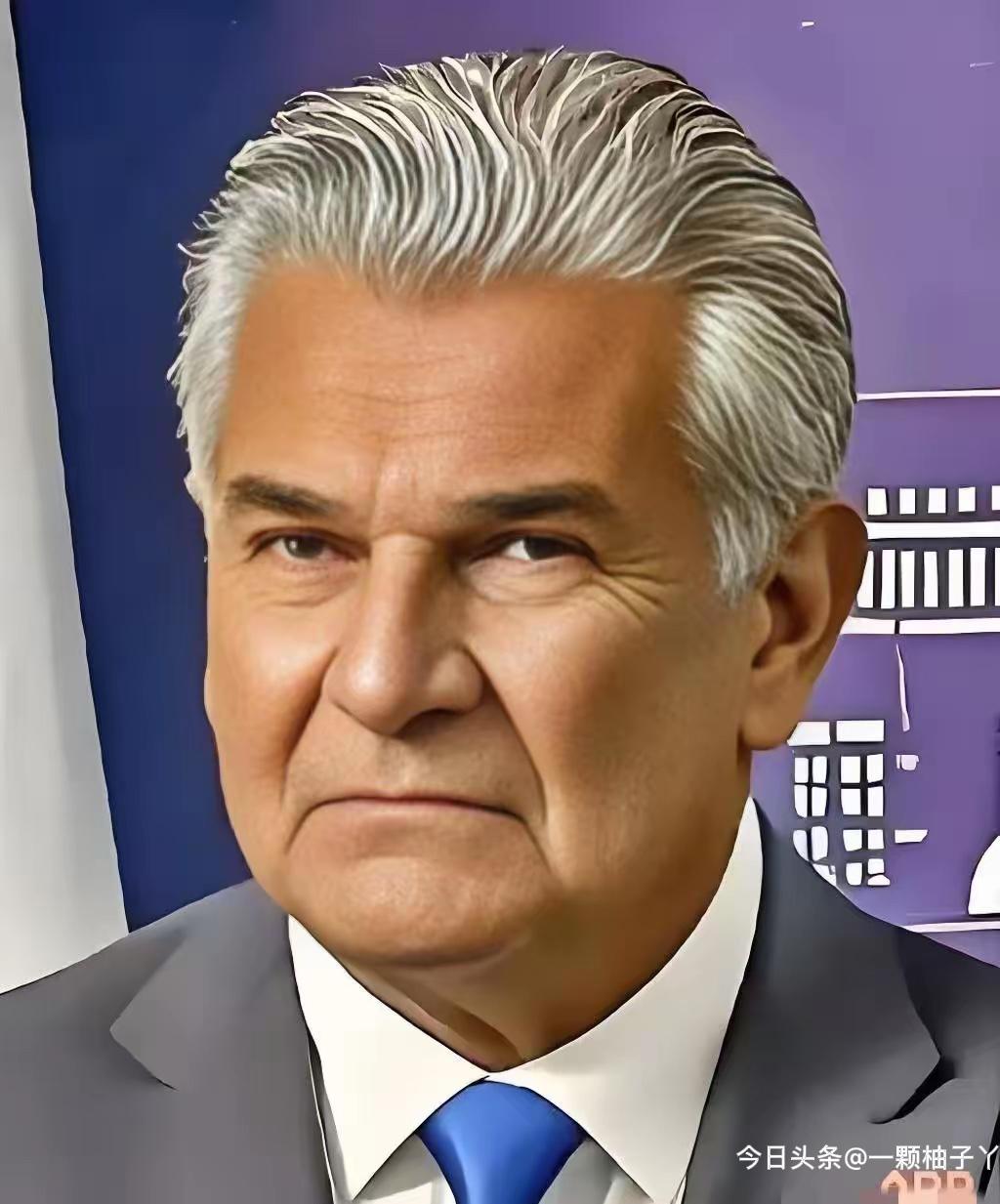 巴拿马这边可以说是有点小尴尬了。此前他们单方面接管了中方运营的巴尔博亚港，结果没