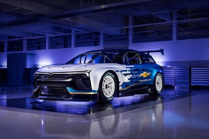 Chevrolet Blazer EV.R NASCAR Concept，配备7