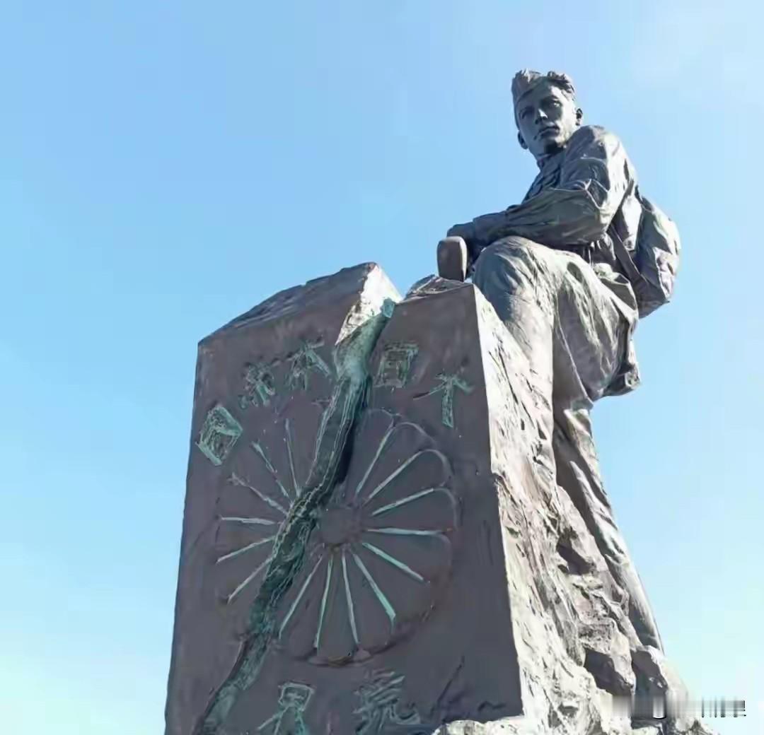 俄罗斯于2026年9月在哈巴罗夫斯克揭幕的15米高“伊万”雕像，即战胜日本军国主