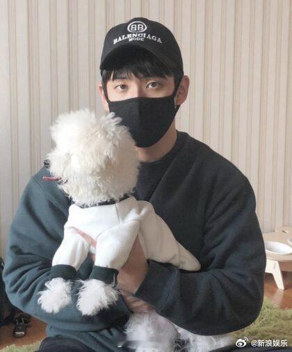 金智秀方回应哥哥家暴争议 据韩媒，金智秀方回应哥哥家暴争议：“艺人从练习生时代开