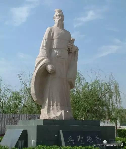 能说出这句话的人肯定是有过很多阅历的人。