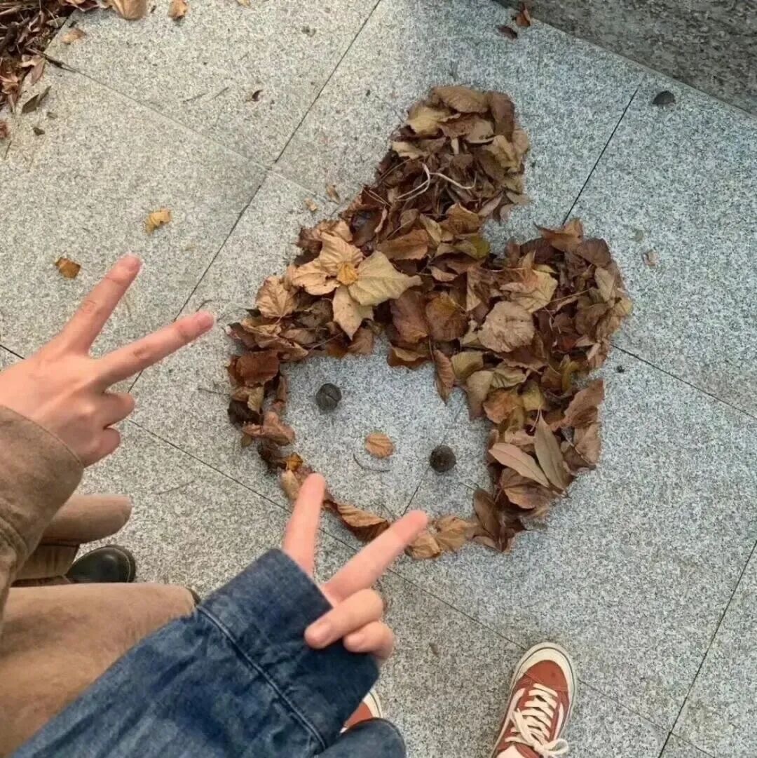 已经厌倦给任何人提供情绪价值 我们都安静一点 只保全自己的心情好吗 ​​​