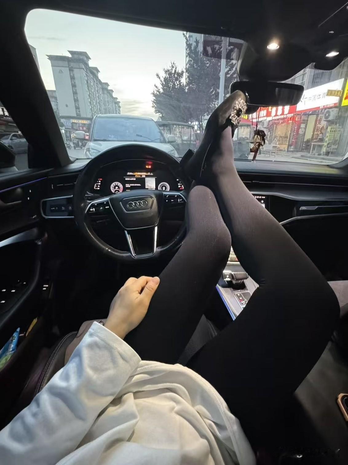 85年离异带娃女,你要吗?