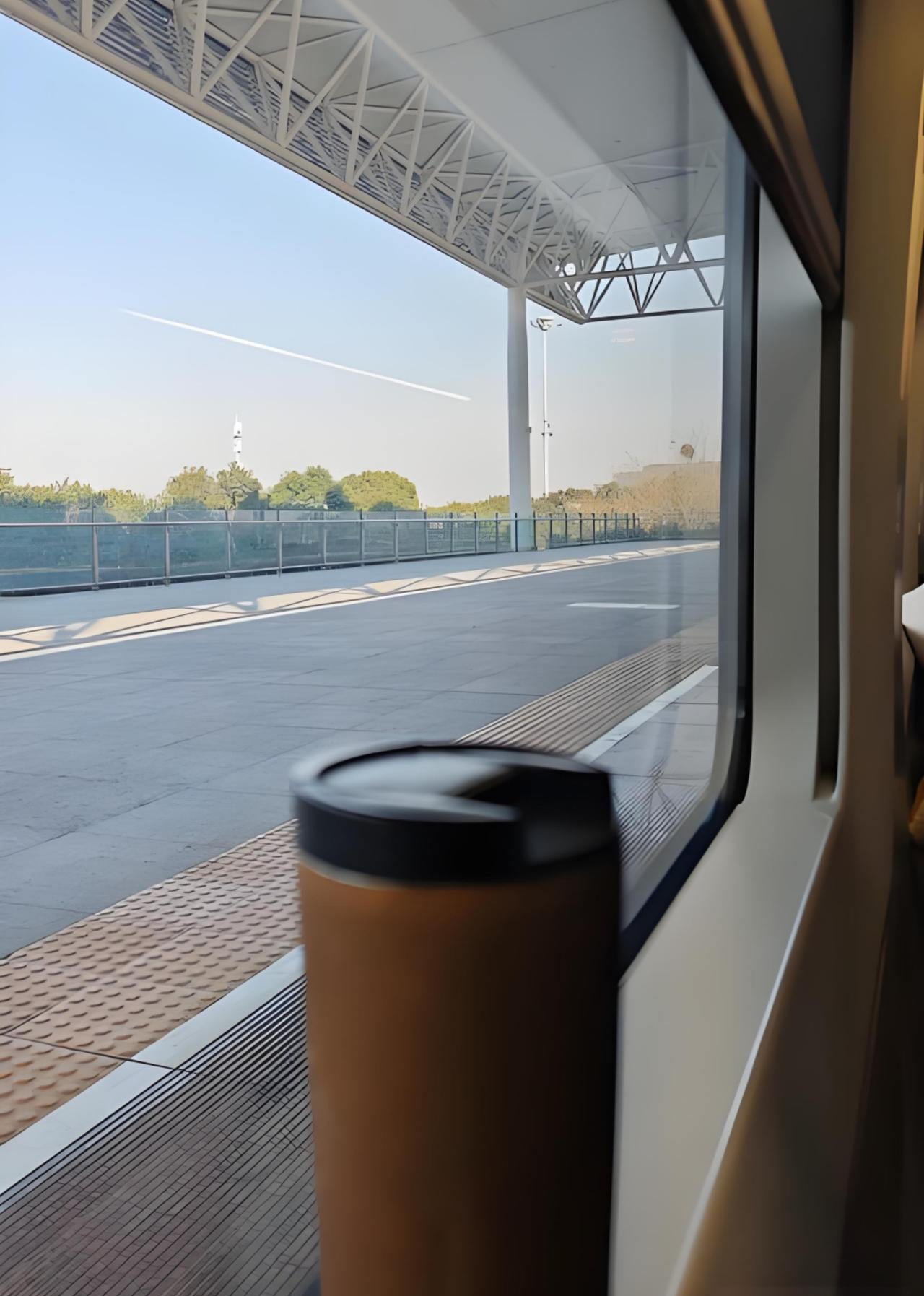 身弱的女命，更要注意情感选择。女命官杀为夫星，身弱官杀重，易在感情中遇到压力大或