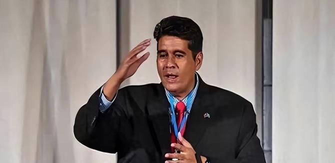 帕劳总统一句“你管不着”，撕开小国外交真相：所谓选朋友，其实是生存账本的重新谈判