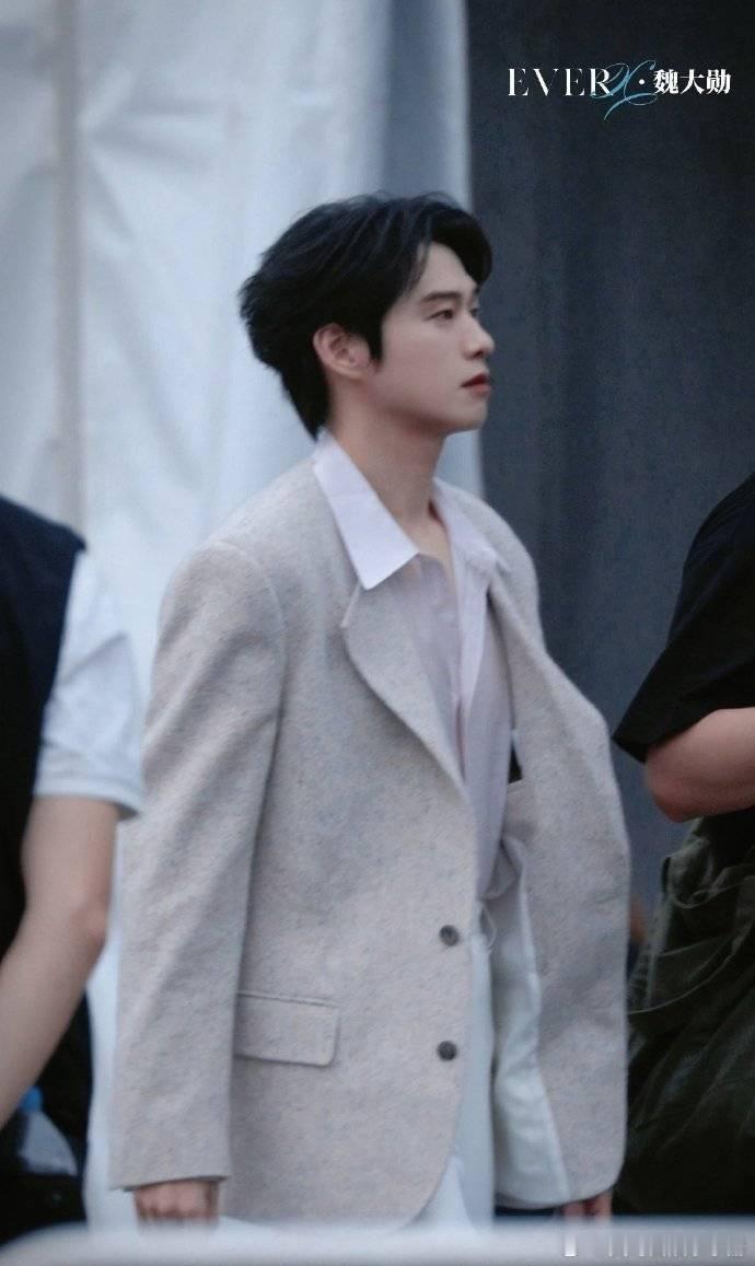 邓为 魏大勋总台五四晚会录制路透，你Pick谁？ 