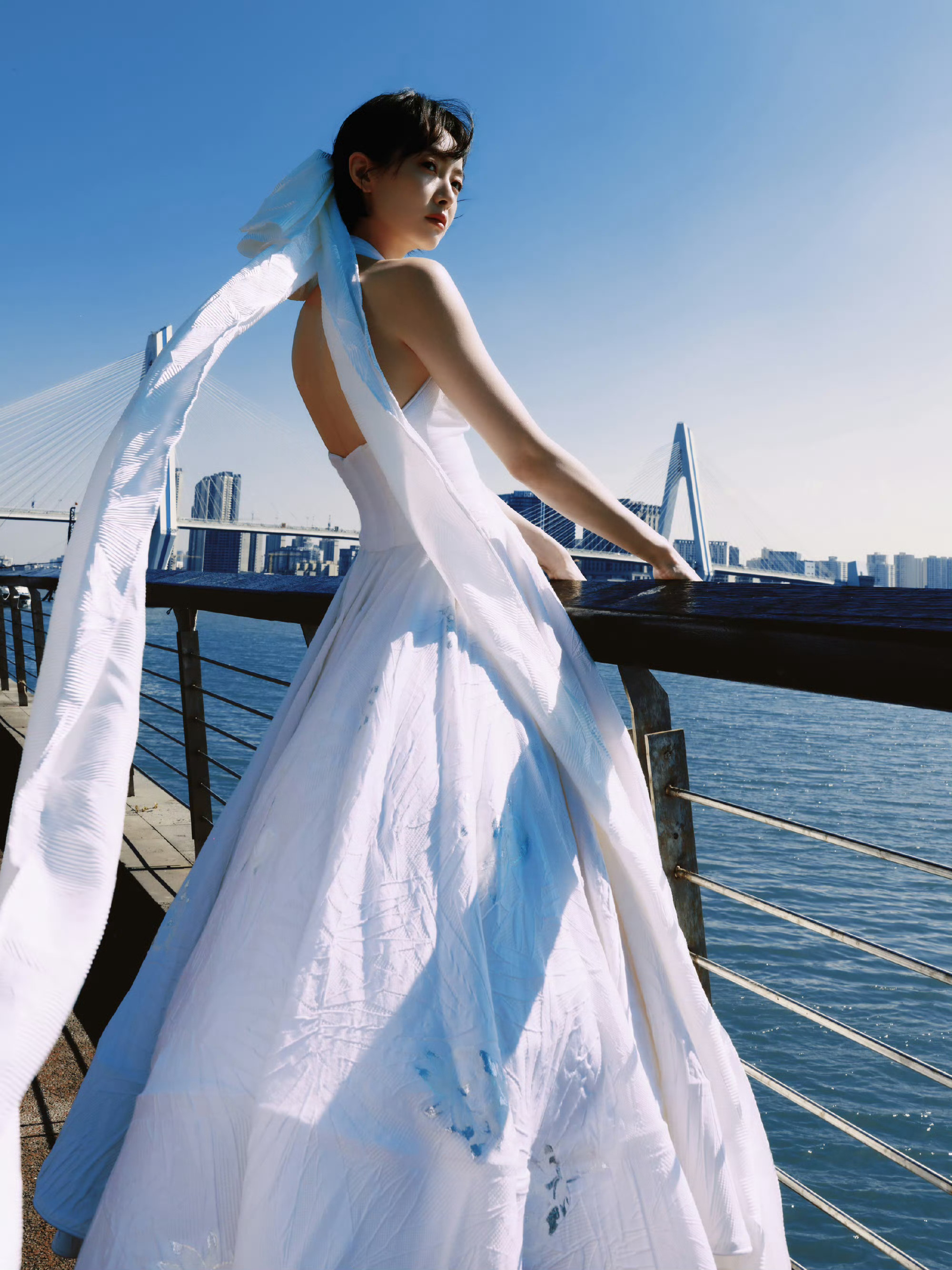 宋茜 今日星光大赏造型，一身Julien Fournié 2018年春夏高定系列