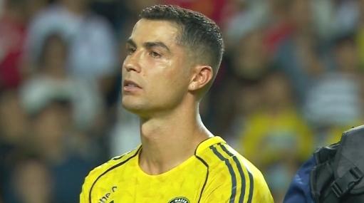 C罗闹归闹，离开沙特基本上是不可能的！
不要说还有五千万欧元的解约金，即便是不要