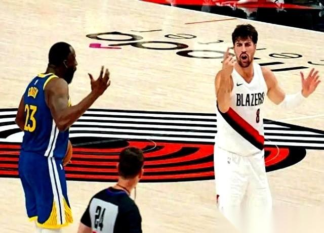 输20分，真不算什么大事。
但可怕的是，你眼睁睁看着，球队是怎么从领先，到胶着，