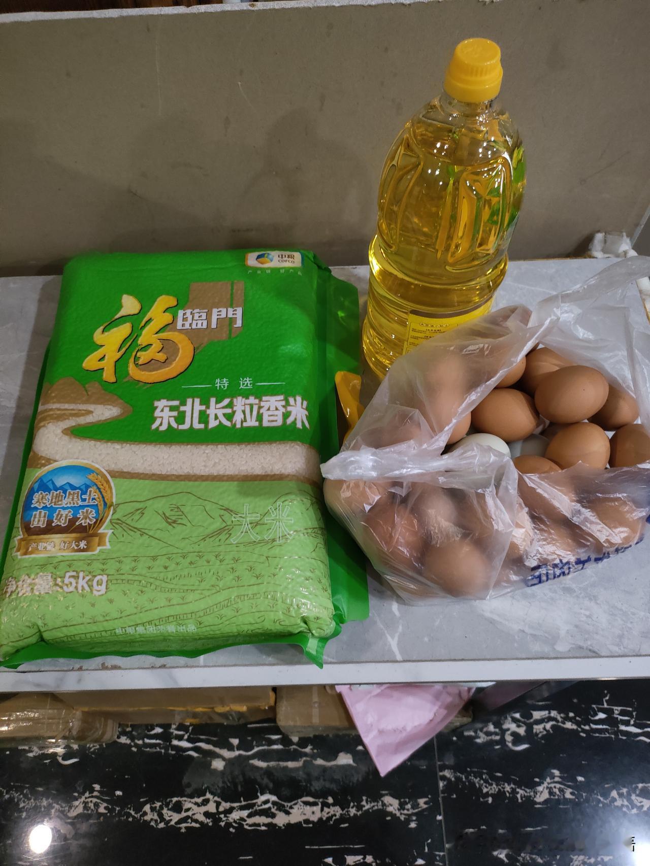 开门见山地说，其实很多家庭琐事的矛盾，往往都在一念之间化解。昨天去辽阳旅游，农家