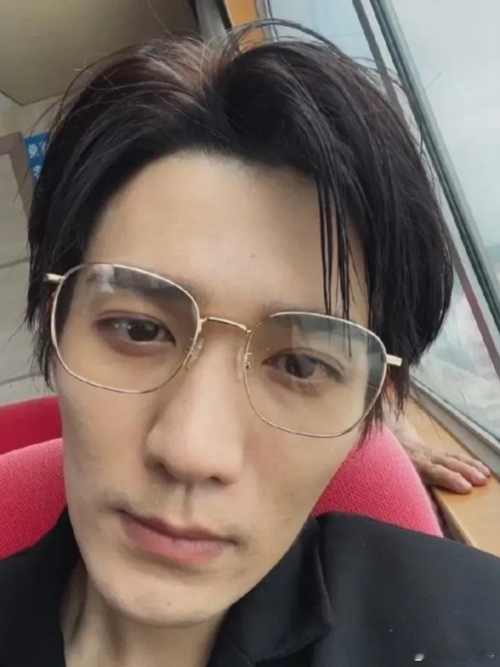 墨雨云间里的前夫哥梁永棋回复网友评论，这算是默认“朱二龙”这个称呼了嘛？朱一龙2