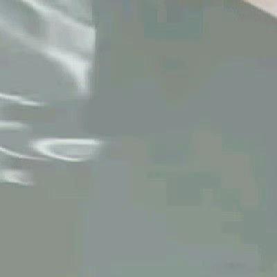 信任是一缕春风, 它会让枯藤绽出新绿; 信任是一条纽带,它连结了无数心灵。 信任