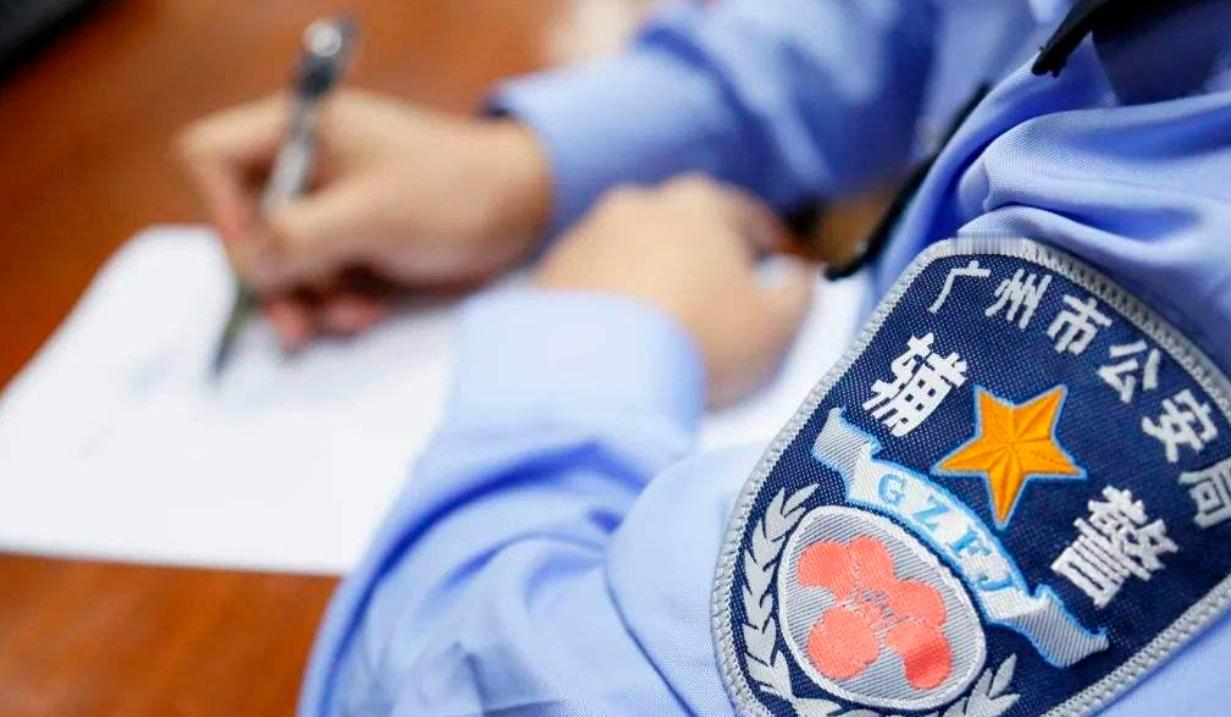 辅警与社工该怎么选？

辅警与社工都是服务社会、贡献力量的重要岗位，具体怎么选得