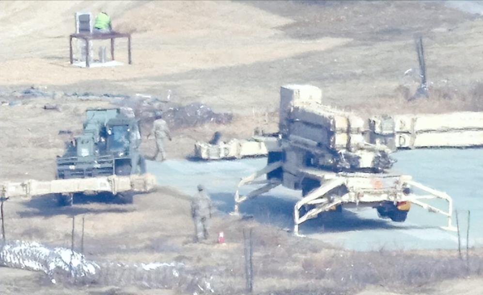 最近国际上有件事挺耐人寻味，美军忙着把部署在韩国的反导武器往别的地方调，韩国政府