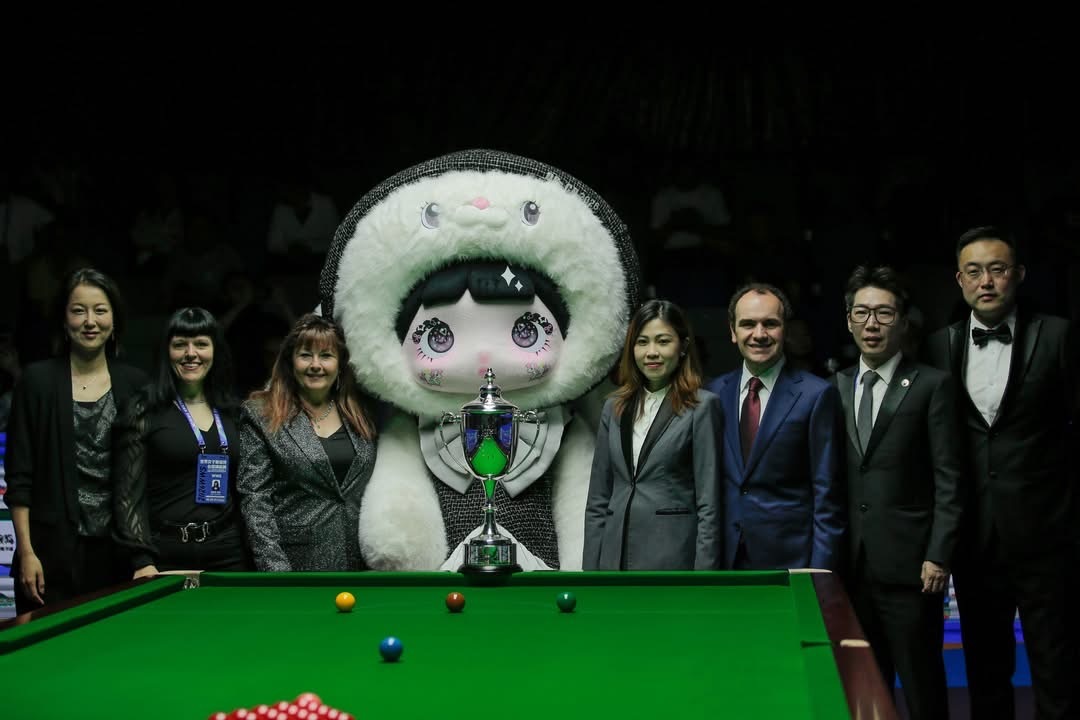 班差亚6-2埃文斯夺得女子世界冠军 太棒了班差亚小姑娘，也破掉了斯诺克女王埃文斯