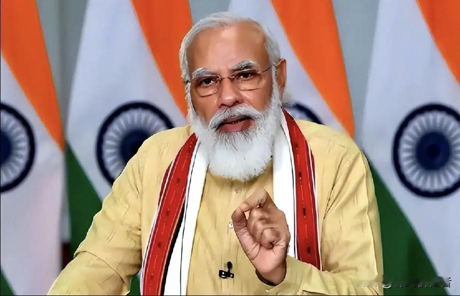 印度外长被怼，他要求伊朗大使正式道歉，因为前面伊朗海军向试图穿越霍尔木兹海峡的印