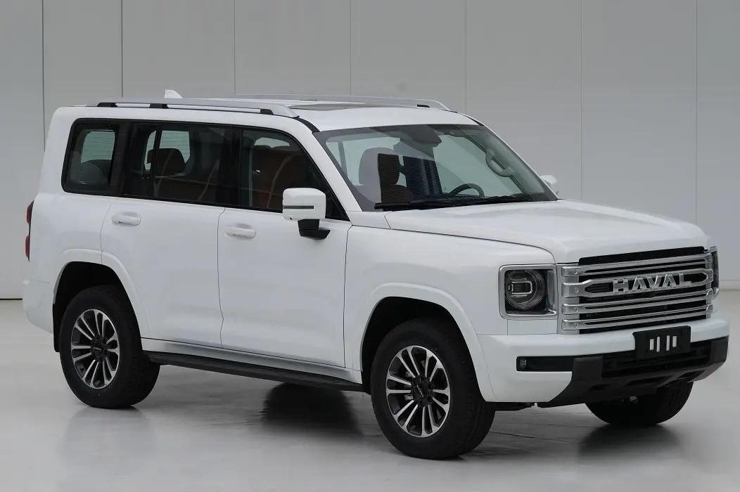 酷炫的白色哈弗Haval SUV，霸气侧漏！🚗🔥