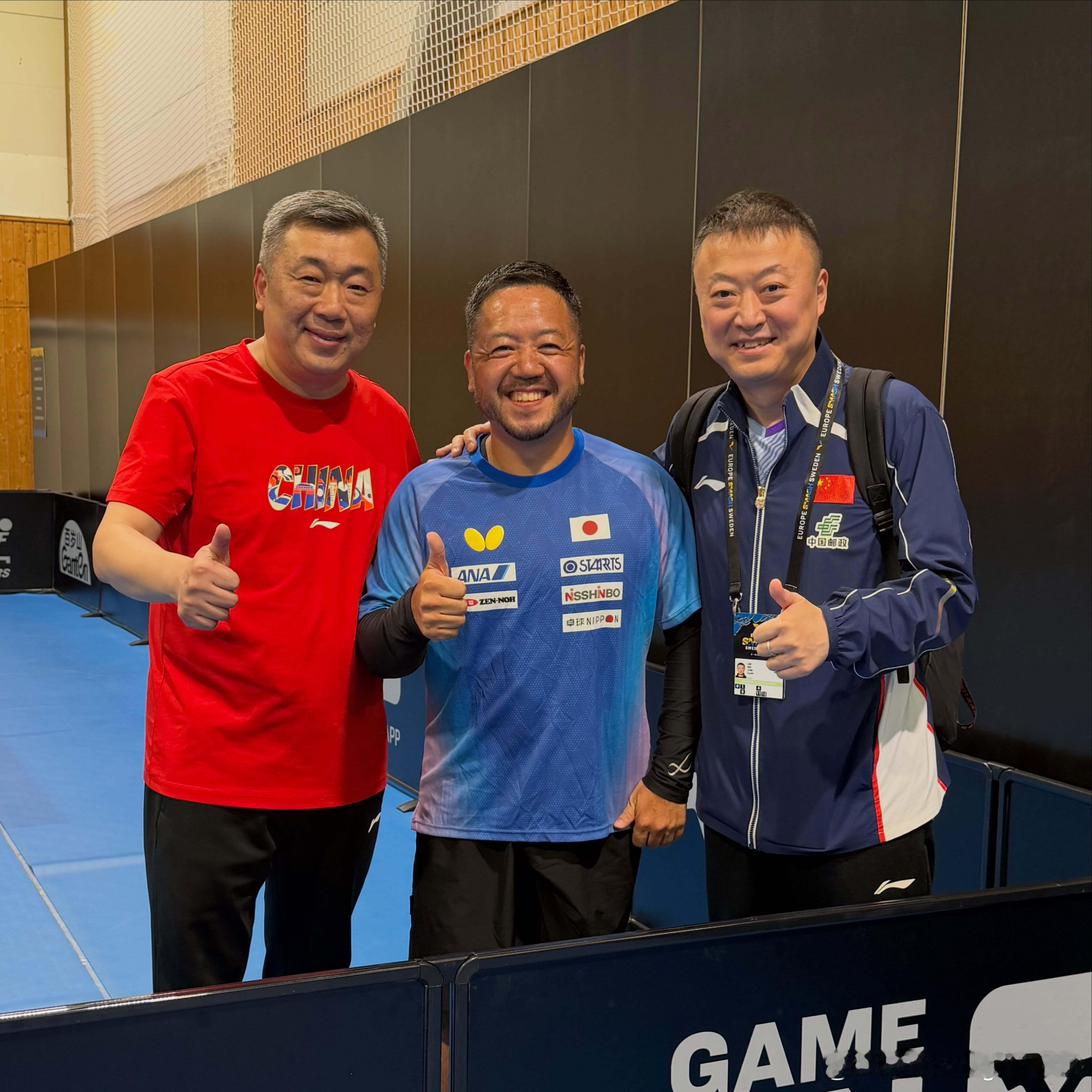 石田大辅晒与马琳指导、李鹭指导的合影📷 
