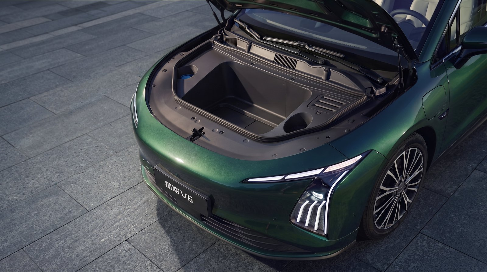 【星海V6】10万级大6座，竟然还带华为乾崑ADS 5.0这台车空间取向极致，前