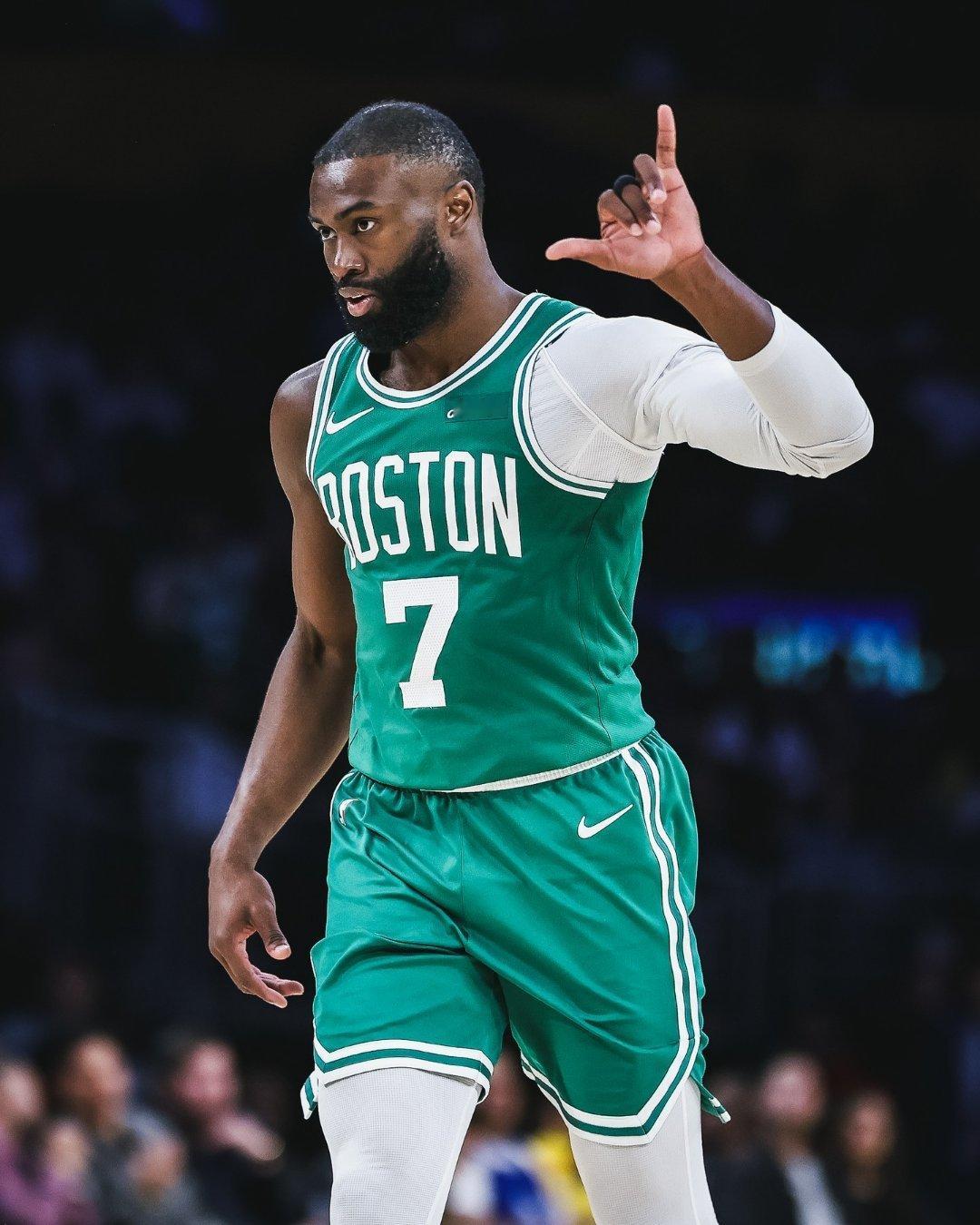 凯尔特人图库 本赛季，杰伦最终的MVP排行会是第几呢？有希望前3吗？凯尔特人热爱