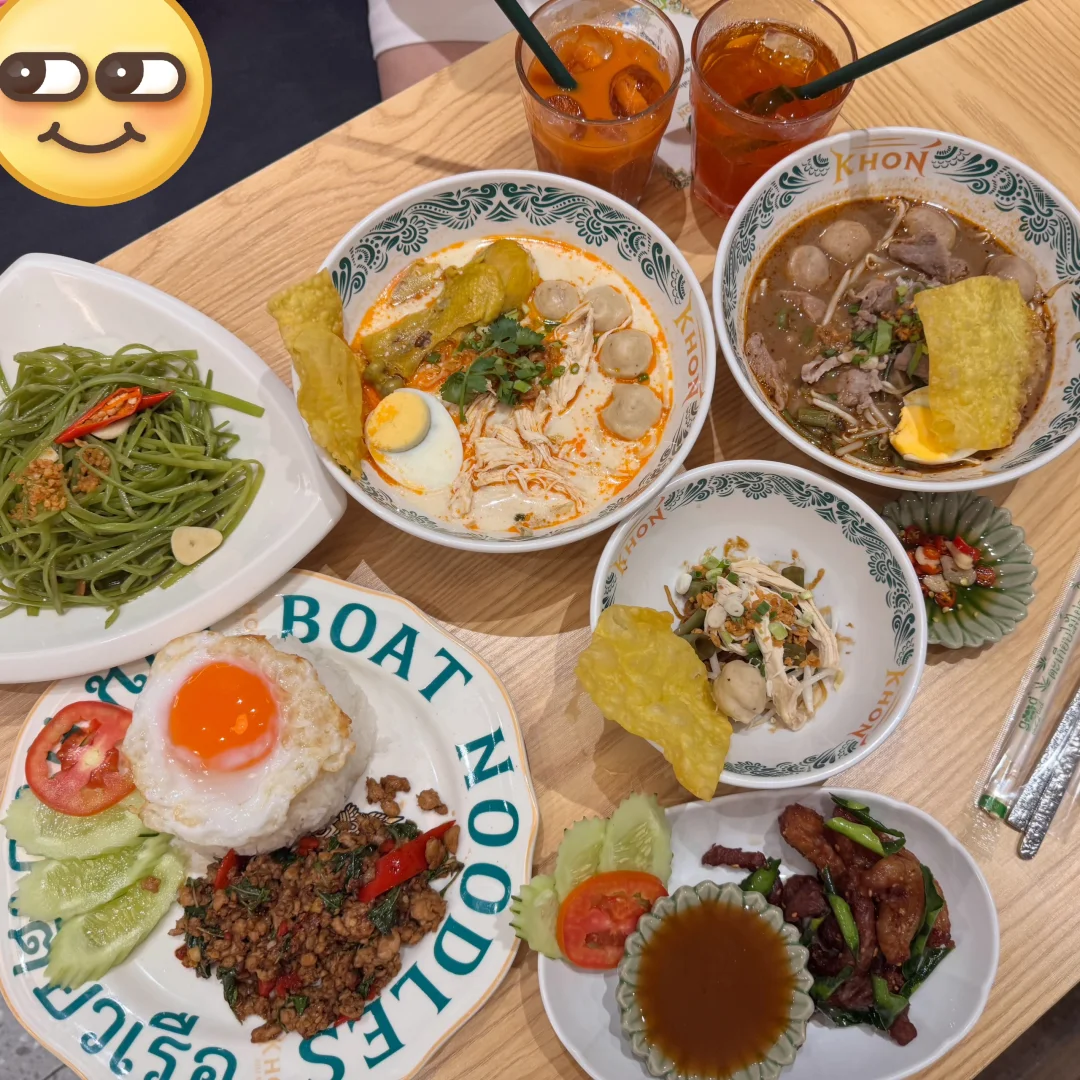 曼谷首家鸡汤船面有点东西 很懂选择困难症